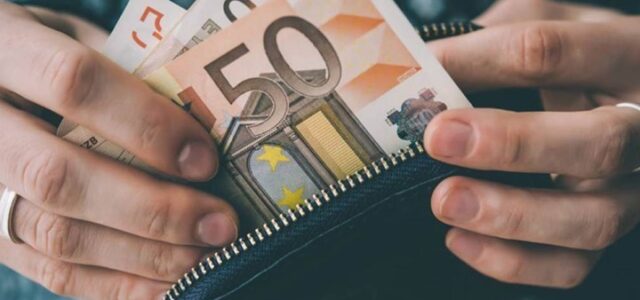 Έρχονται χρήματα! Οδηγός για τις καταβολές e-ΕΦΚΑ και ΔΥΠΑ αυτή την εβδομάδα