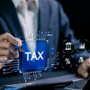 Η ΑΑΔΕ «ξεψαχνίζει» τις επιστροφές ΦΠΑ με αύξηση των ελέγχων κατά 57%