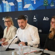 Νίκος Χαρδαλιάς: «Το Μητροπολιτικό Πάρκο Τρίτση υποδέχεται ένα από τα μεγαλύτερα Χριστουγεννιάτικα Φεστιβάλ της χώρας – Η Δυτική Αθήνα αποκτά τη φροντίδα και τις υποδομές που της αξίζουν»