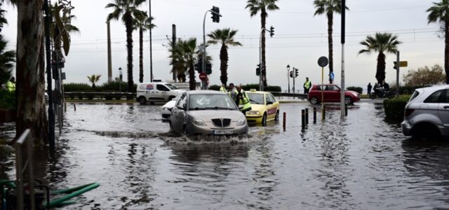 Η ουσία της Πολιτικής Προστασίας στη Σαλαμίνα εν μέσω έντονων καιρικών φαινομένων