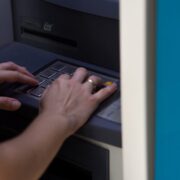 Μειώσεις φόρων έρχονται το 2026