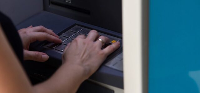 Μειώσεις φόρων έρχονται το 2026