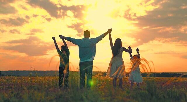 Νέο επίδομα έως 3.000 ευρώ για κάθε παιδί – Τι προβλέπει το σχετικό νομοσχέδιο