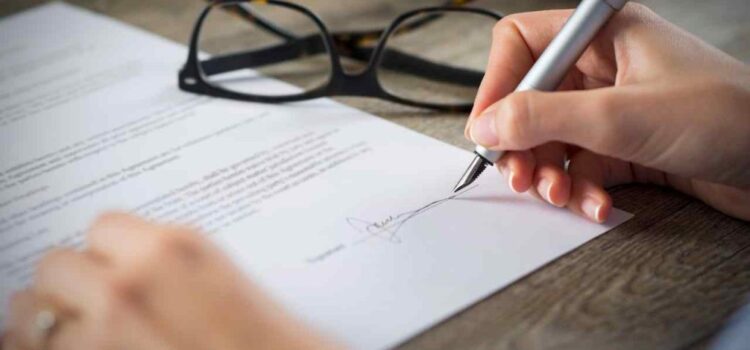 Κληρονομιές χωρίς αδελφομοίρια: Τέλος στην εξ αδιαιρέτου ιδιοκτησία, ένας παίρνει το σπίτι