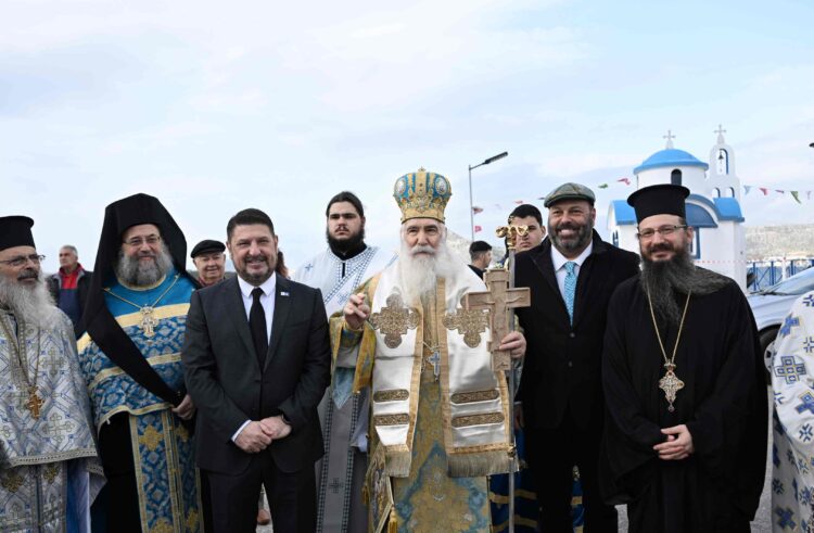 Στο Πέραμα γιόρτασε τα Θεοφάνεια ο Περιφερειάρχης Αττικής