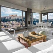 Γεμάτα τα Airbnb στην Ελλάδα, χαμηλότερες οι τιμές – Το λάθος των ιδιοκτητών που κοστίζει