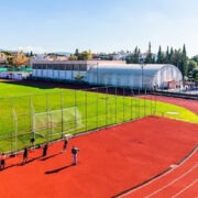 Εξάμηνη παράταση σε Δήμους και Περιφέρειες για να εκδίδουν προσωρινές άδειες λειτουργίας αθλητικών εγκαταστάσεων