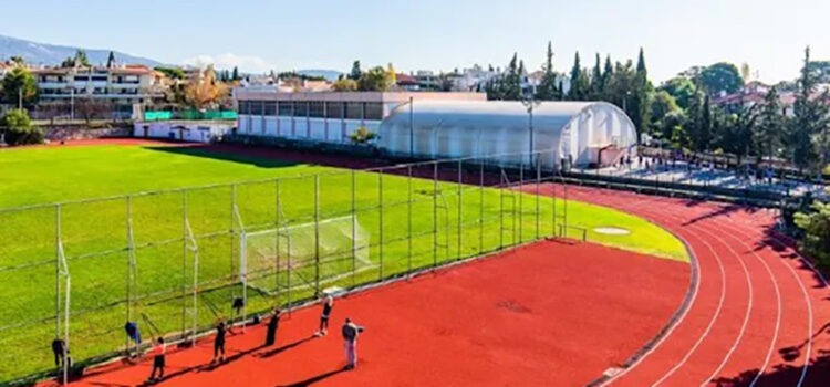 Εξάμηνη παράταση σε Δήμους και Περιφέρειες για να εκδίδουν προσωρινές άδειες λειτουργίας αθλητικών εγκαταστάσεων