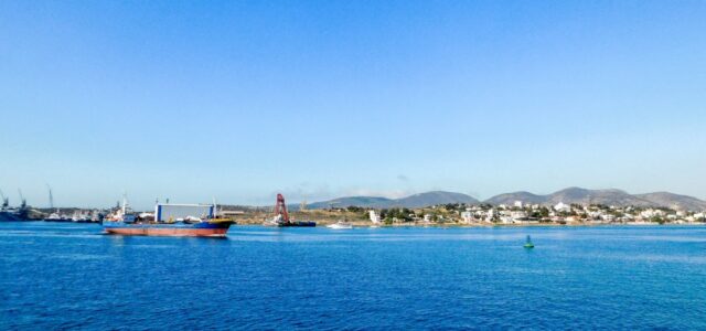 Καταγγελία στο DEBATER για τον Δήμο Σαλαμίνας: «Οι δημότες καλούνται να πληρώσουν πρόστιμο άνω των 350.000 ευρώ»
