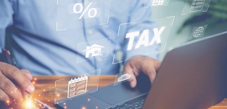 Ποιες επιχειρήσεις γλιτώνουν το ΦΠΑ για συναλλαγές στην ΕΕ – Τα όρια του τζίρου και οι βασικές προϋποθέσεις