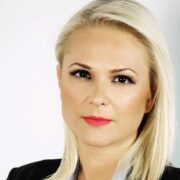 Πρόστιμο 370.000 ευρώ στον δήμο Σαλαμίνας για παράνομες πρακτικές καταγγέλλει η αντιπολίτευση