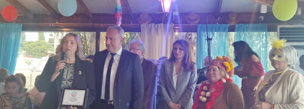 Υβόνη Αραβανή: Το έργο σας φωτίζει τον δρόμο της ενημέρωσης, της αλληλεγγύης και της αξιοπρέπειας.