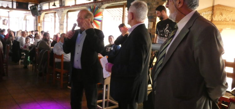 Με απόλυτη επιτυχία πραγματοποιήθηκε ο ετήσιος χορός του Αμπελακιακού