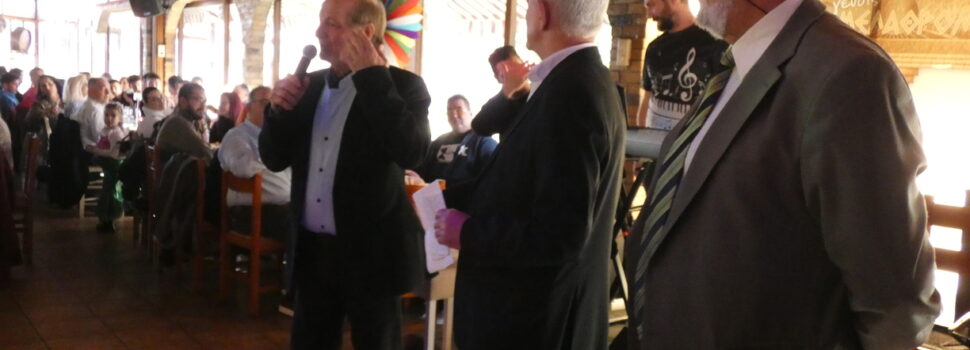 Με απόλυτη επιτυχία πραγματοποιήθηκε ο ετήσιος χορός του Αμπελακιακού