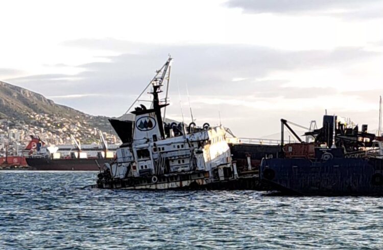 ΑΓΙΑ ΖΩΝΗ ΙΙ: ΤΟ ΝΑΥΑΓΙΟ ΣΚΑΝΔΑΛΟ ΞΑΝΑΒΥΘΙΖΕΤΑΙ!!!!!