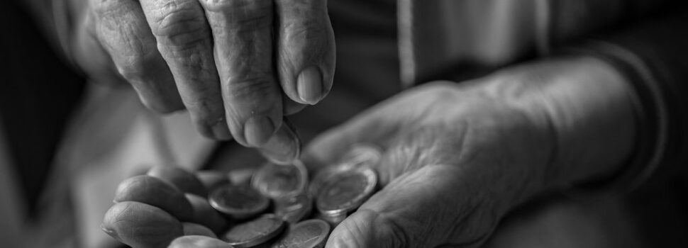 e-ΕΦΚΑ: Όλα όσα πρέπει να γνωρίζετε για τις συντάξεις χηρείας – Διευκρινίσεις από τον οργανισμό