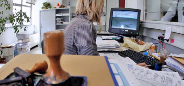 Οι 8+3 τρόποι για να «ψαλιδίσετε» τις παγίδες των τεκμηρίων