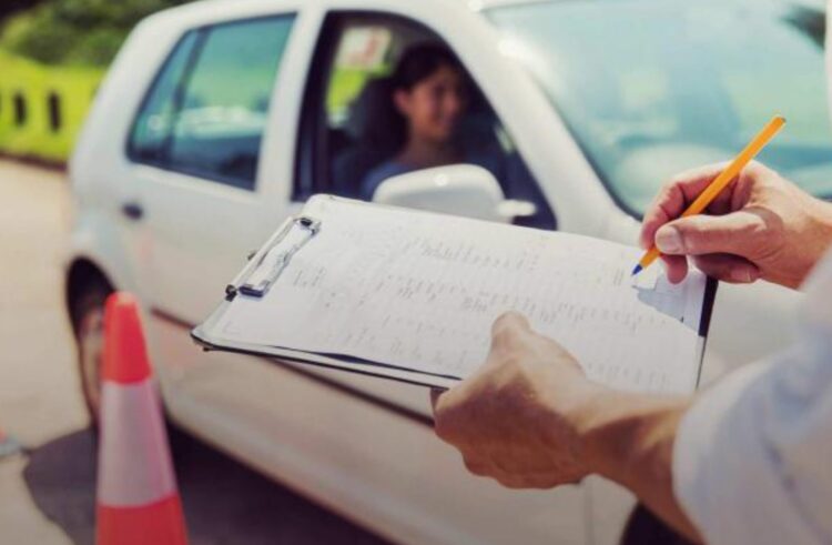 Ποιος είναι ο κωδικός 078 που «καίει» χιλιάδες υποψήφιους οδηγούς διπλώματος