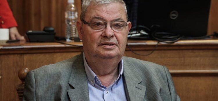 Σε πανικό ο Αλέξανδρος Καχριμάνης: Στο Πειθαρχικό Συμβούλιο για 14 περιπτώσεις καταλήστευσης του δηµόσιου χρήματος