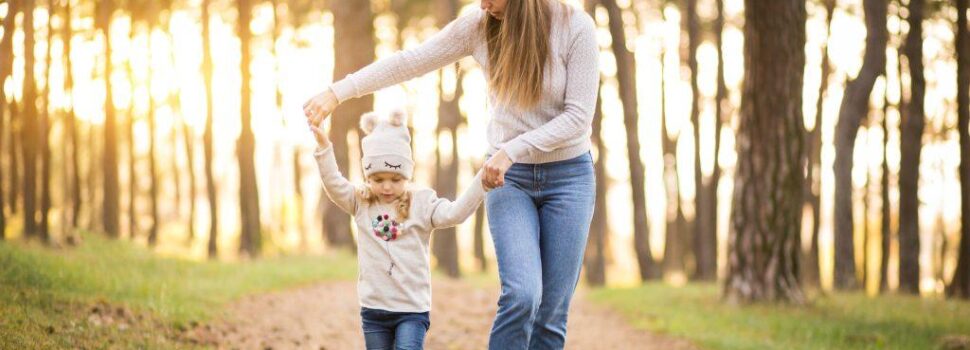 Το πρόγραμμα «Νταντάδες της Γειτονιάς» επεκτείνεται πανελλαδικά από τον Μάρτιο 2026