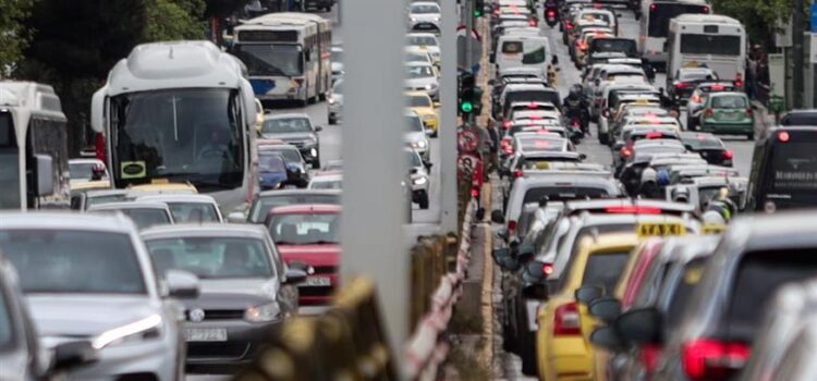 Έφτασαν τα πρώτα πρόστιμα για ανασφάλιστα οχήματα και μη πληρωμή τελών κυκλοφορίας