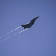 Γιατί πετούν μαχητικά αεροσκάφη πάνω από την Αθήνα