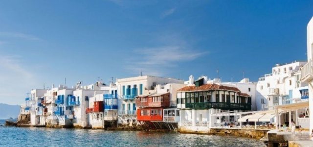 Σε Αττική, Κυκλάδες και Ιόνια νησιά καταλογίστηκε ο υψηλότερος ΕΝΦΙΑ το 2026