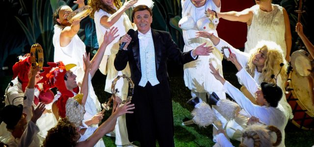 Γιώργος Μαρίνος: Ποιος ήταν ο επαναστάτης της αθηναϊκής διασκέδασης που έσβησε στα 87 του χρόνια