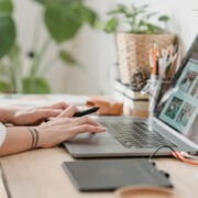 ΔΥΠΑ: Αναρτήθηκε το ΦΕΚ για το Voucher των 750 ευρώ – Δείτε τα δικαιολογητικά