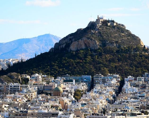 «Θερμόμετρο Ακινήτων»: Πόσα ενοίκια χρειάζονται για αγορά κατοικίας – Σχεδόν ίδιες αποδόσεις σε Γλυφάδα, Πετρούπολη, Δραπετσώνα