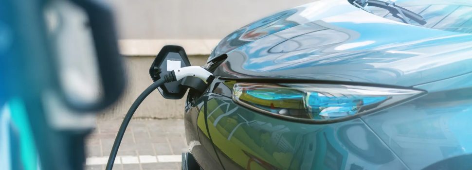 Κινούμαι Ηλεκτρικά III: Παράταση αιτήσεων – Πώς να πάρετε επιδότηση έως 9.000 ευρώ