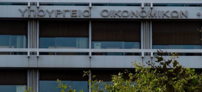 Νέο ενιαίο σύστημα επισιτιστικής βοήθειας – 400 εκατ. ευρώ απευθείας στα νοικοκυριά μέσω vouchers, τι αλλάζει