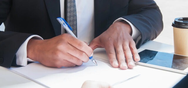 Τέλος στην «παγίδα» της κληρονομιάς με χρέη – Τι αλλάζει για χιλιάδες πολίτες