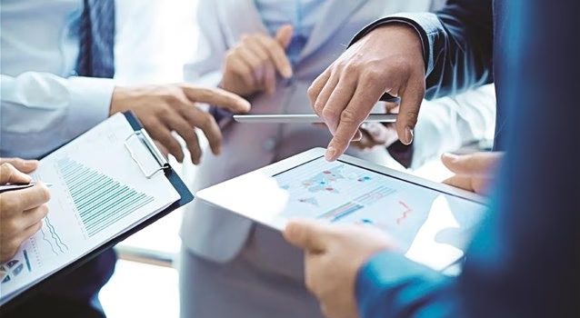 Μικρομεσαίες επιχειρήσεις: Η ενεργειακή κρίση «φρενάρει» επενδύσεις – Πίεση από καύσιμα και επιτόκια