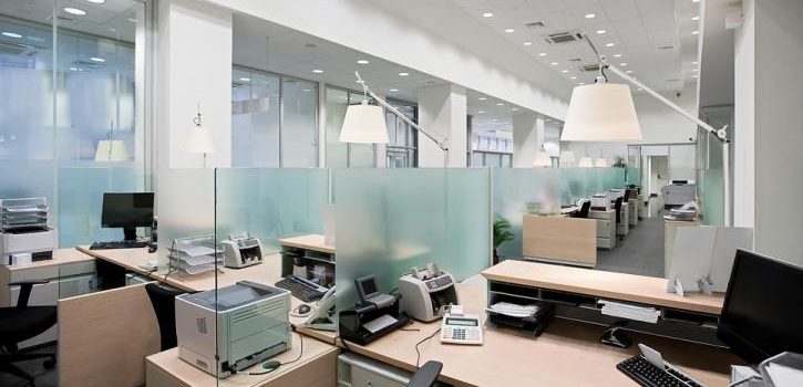 Έξι στους 10 άνεργους αναζητούν δουλειά για πάνω από ένα έτος – Το 92,7% όσων βρίσκονται εκτός αγοράς αρνούνται να δουλέψουν