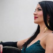 Ζωή Τηγανούρια στα Παραπολιτικά: “Η Βεντάλια από Γυναίκες είναι μια κατάθεση ψυχής” – Από τη Σαμοθράκη στο Hollywood και στο Μέγαρο