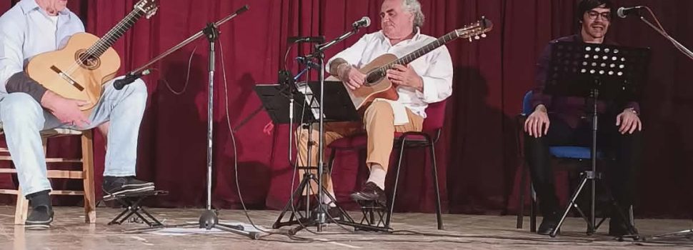 ΜΕΓΑΛΗ ΕΠΙΤΥΧΙΑ ΕΣΗΜΕΙΩΣΕ Η ΠΑΡΟΥΣΙΑΣΗ ΤΟΥ ΝΕΟΥ ΒΙΒΛΙΟΥ ΤΟΥ ΝΤΙΝΟΥ ΚΟΥΜΠΑΤΗ «ΩΔΗ ΣΕ ΕΠΙΓΕΙΟ ΑΓΓΕΛΟ»