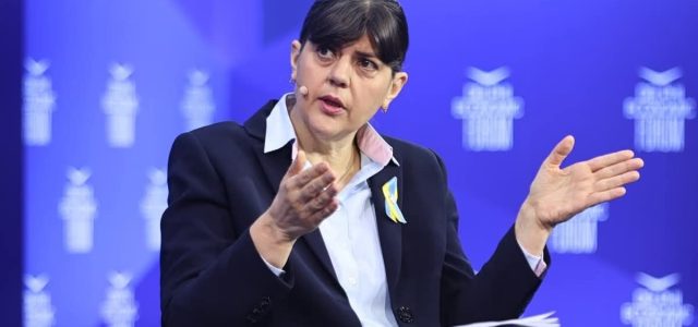 “Και τι έμεινε; Τα ίδια που ξέρουμε χρόνια. Μόνο που αυτή τη φορά, κάποιος τα είπε με το όνομά τους”.