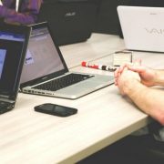 Οι 25 άδειες που δεν σου λέει κανείς ότι δικαιούσαι