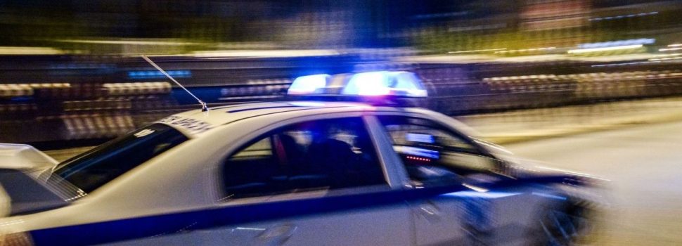 Σαλαμίνα: Περιπολικό παρέσυρε 12χρονη έξω από δημοτικό σχολείο – Νοσηλεύεται μετά από χειρουργείο