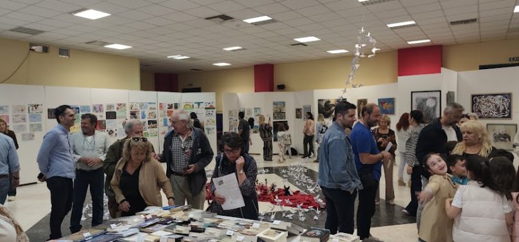 Συγκλονιστικά εγκαίνια για το 2ο Αντιπολεμικό – Φιλειρηνικό 10ήμερο: «Σε έναν κόσμο που φλέγεται, η τέχνη και οι αγώνες δυναμώνουν τη ζωή»