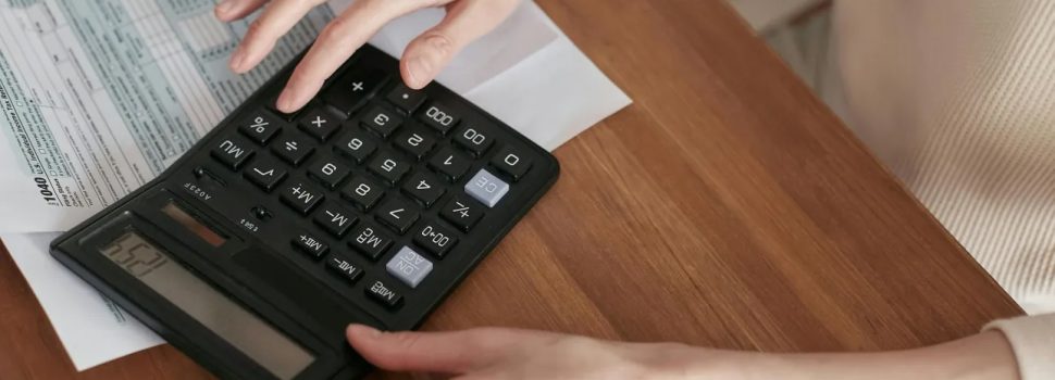 «Ραβασάκια» σε 12.000 φορολογούμενους για αδήλωτα εισοδήματα: Ποιους αφορούν