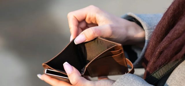 Καλοκαιρινός «μποναμάς» 150 ευρώ για κάθε παιδί – Πότε θα πληρωθεί η έκτακτη ενίσχυση