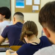 Πανελλήνιες 2026: Τι πρέπει να έχουν μαζί τους οι υποψήφιοι κατά τη διάρκεια της εξέτασης
