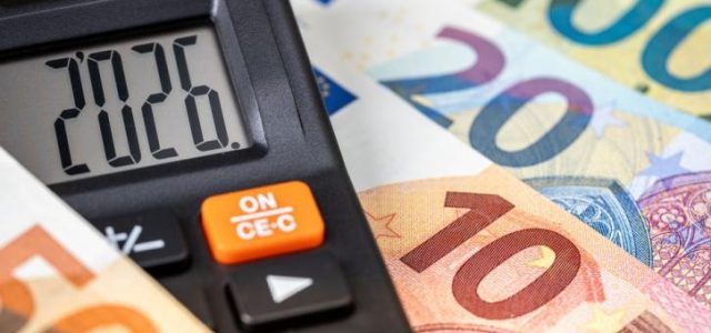 Ελεύθεροι επαγγελματίες: Πώς μπορούν να αμφισβητήσουν το τεκμαρτό εισόδημα