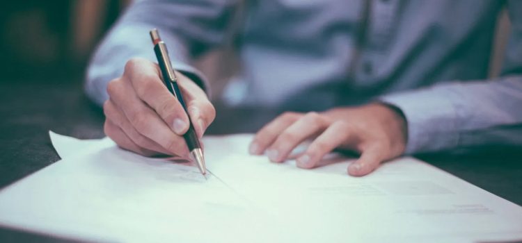 Πότε διαγράφεται το πρόστιμο για εκπρόθεσμες δηλώσεις και ποιοι θα λάβουν αναδρομικά επιστροφή