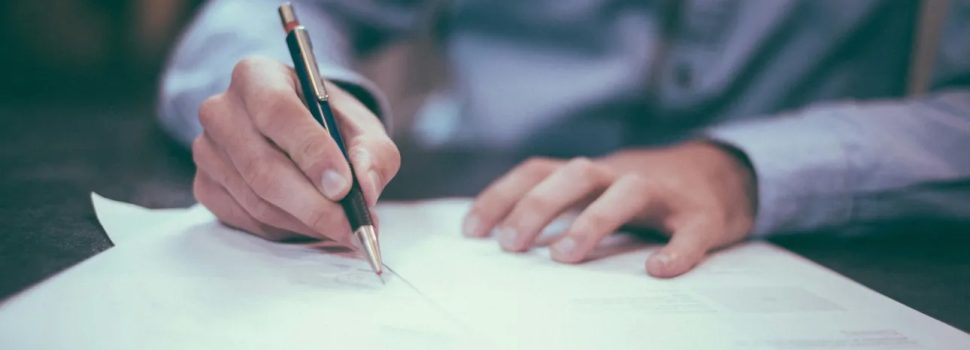 Πότε διαγράφεται το πρόστιμο για εκπρόθεσμες δηλώσεις και ποιοι θα λάβουν αναδρομικά επιστροφή