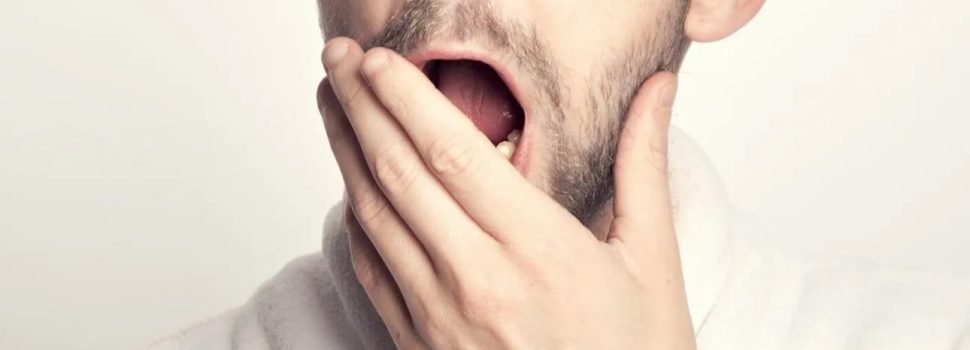 Επιστήμονες ανακάλυψαν μια επίδραση του χασμουρητού στον εγκέφαλο που δεν περίμεναν