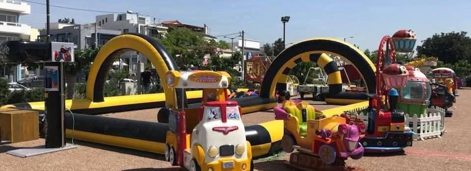 ΠΛΑΤΕΙΑ ΕΘΝΙΚΗΣ ΑΝΤΙΣΤΑΣΕΩΣ: ΕΝΑ ΛΟΥΝΑ ΠΑΡΚ ΚΑΙ ΜΙΑ ΣΥΝΕΧΗΣ ΠΡΟΠΑΓΑΝΔΑ