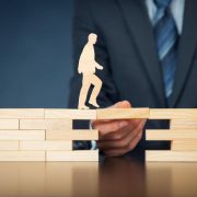 Χρήσιμα tips που επιταχύνουν την διαδικασία έκδοσης της σύνταξης – Τι πρέπει να κάνουν οι 60αρηδες